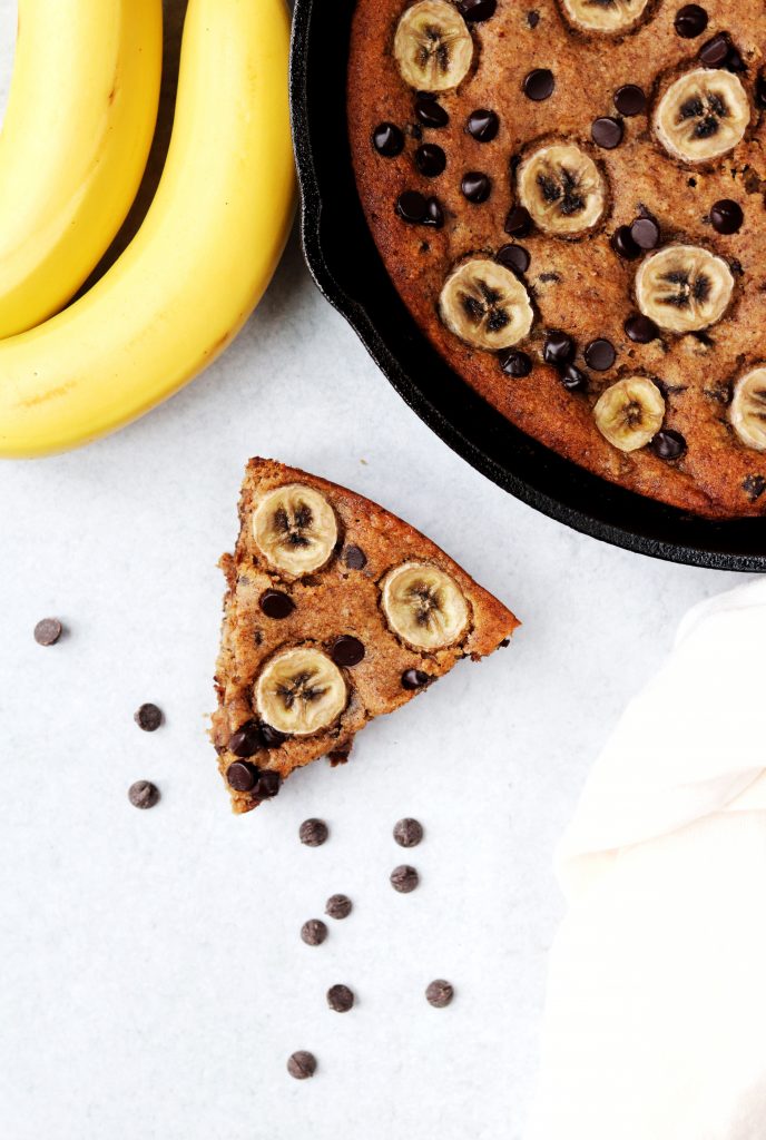 Almond Butter Banana Bread Skillet - Daisybeet
