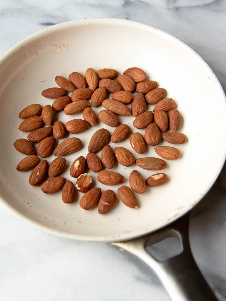 How to Make Crunchy Toasted Almonds (Whole, Slivers, and Slices