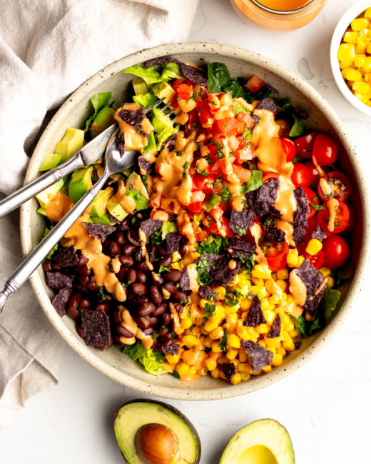Easy & Nutritious Vegetarian Black Bean Taco Salad • Daisybeet