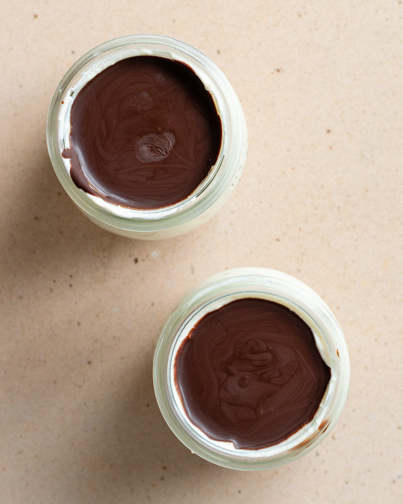 Easy Chocolate & Peanut Butter Greek Yogurt Dessert Cups • Daisybeet